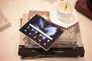 Fitur Samsung Galaxy Z Fold3 Yang Jadi Kunci Sukses Produktivitas Masa Kini