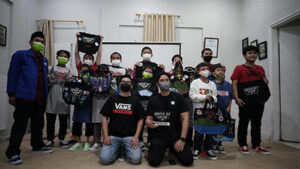 VANS INDONESIA TUTUP TAHUN DENGAN CHARITY SESSION