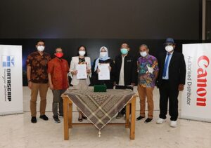 Canon Salurkan Donasi Selembar Kebaikan untuk Anak-anak yang Hidup dengan HIV