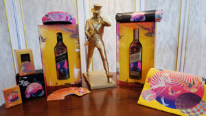 Johnnie Walker Melelang 2 Botol The Walkers Collector EditionÂ  untuk Para Komunitas Pariwisata Yang Terdampak