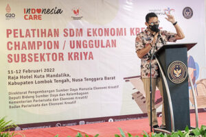 Menparekraf Sandiaga Dorong Pelaku Ekraf Mandalika Perkuat Prinsip-prinsip BerkelanjutanÂ 