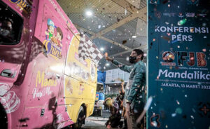 Menparekraf Berangkatkan Food Truck Goes To Mandalika Promosikan Kuliner Nusantara Saat MotoGP