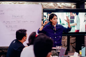 Angga Dwimas Sasongko Kupas Tuntas Filmmaking dengan Smartphone di Galaxy Masterclass