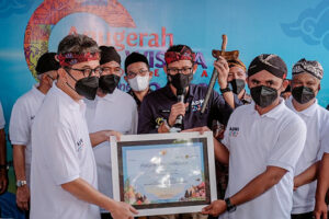 Menparekraf Jadikan Keris Asal Desa Aeng Tong-tong Jatim Sebagai Suvenir Side Event G20