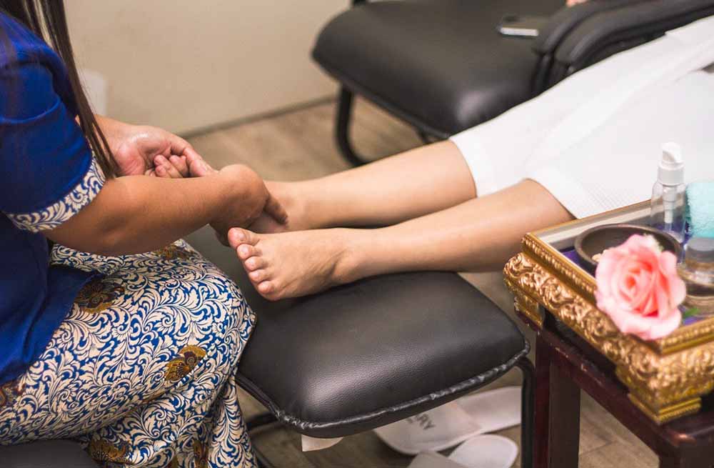 AVIARY SPA AND MASSAGE HADIR DENGAN BERBAGAI PERAWATAN TRADISIONAL