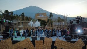 PerdanaÂ DigelarÂ TlilirÂ Art & Culture Festival Targetkan jadi Event Pariwisata Tahunan
