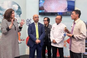 Menparekraf Kunjungi “Wonderful Indonesia Corner” di Wafi City Mall Dubai UEA