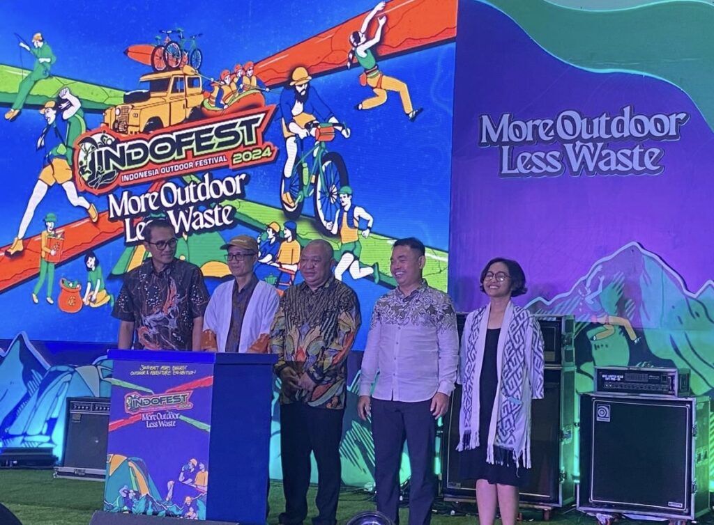 INDOFEST 2024 Resmi Dibuka, Antusiasme Pengunjung Serbu Tawaran Diskon Perlengkapan Outdoor