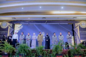 A Ravishing Year, Persembahan Istimewa Untuk Pelanggan Grand Qin 