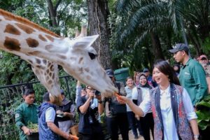 Wamenpar Pastikan Taman Margasatwa Ragunan Beri Layanan Prima Saat Libur Nataru