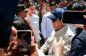 Menteri Pariwisata Dampingi Presiden Prabowo Tinjau Bali Pascabanjir
