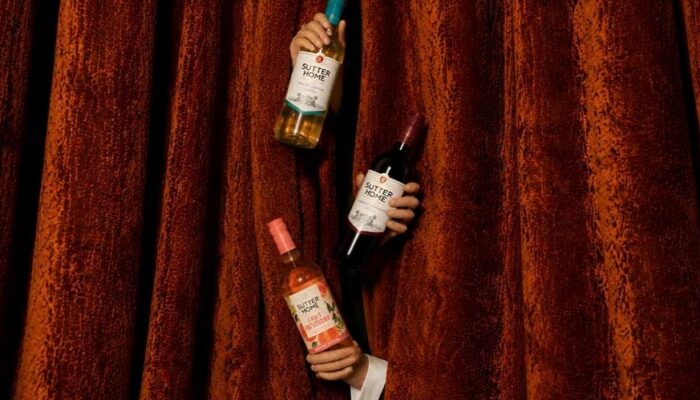 ARTOTEL Casa Kuningan Padukan Wine, Kuliner, dan Musik dalam “A Taste of Wine & Canapés”