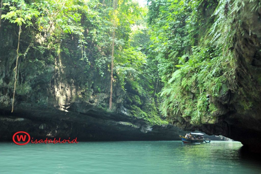 Brrrr!! Sejuknya Green Canyon