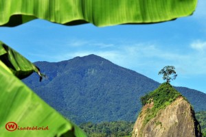 Bukit Takuruang, Tujuan Wisata Terbaru Tapi Terkurung